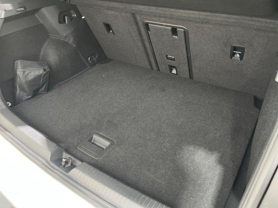 Volkswagen Golf - Photo 32