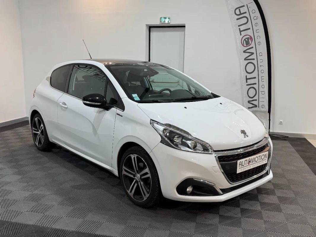 Peugeot 208 - Photo 4