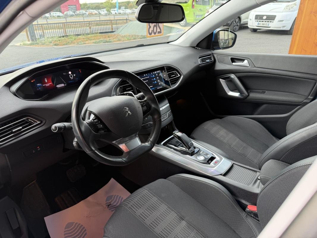 Peugeot 308 - Photo 15