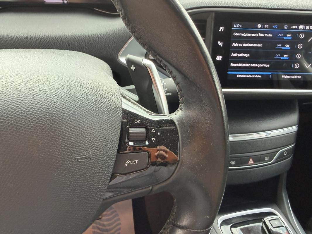 Peugeot 308 - Photo 18
