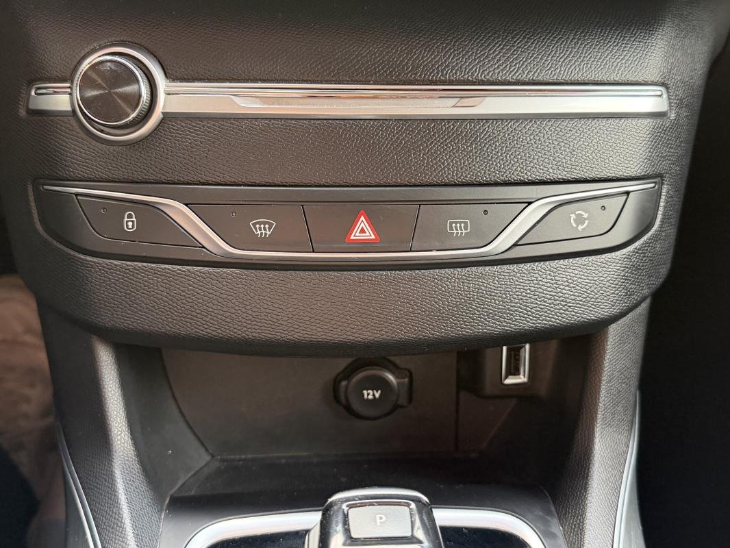 Peugeot 308 - Photo 23