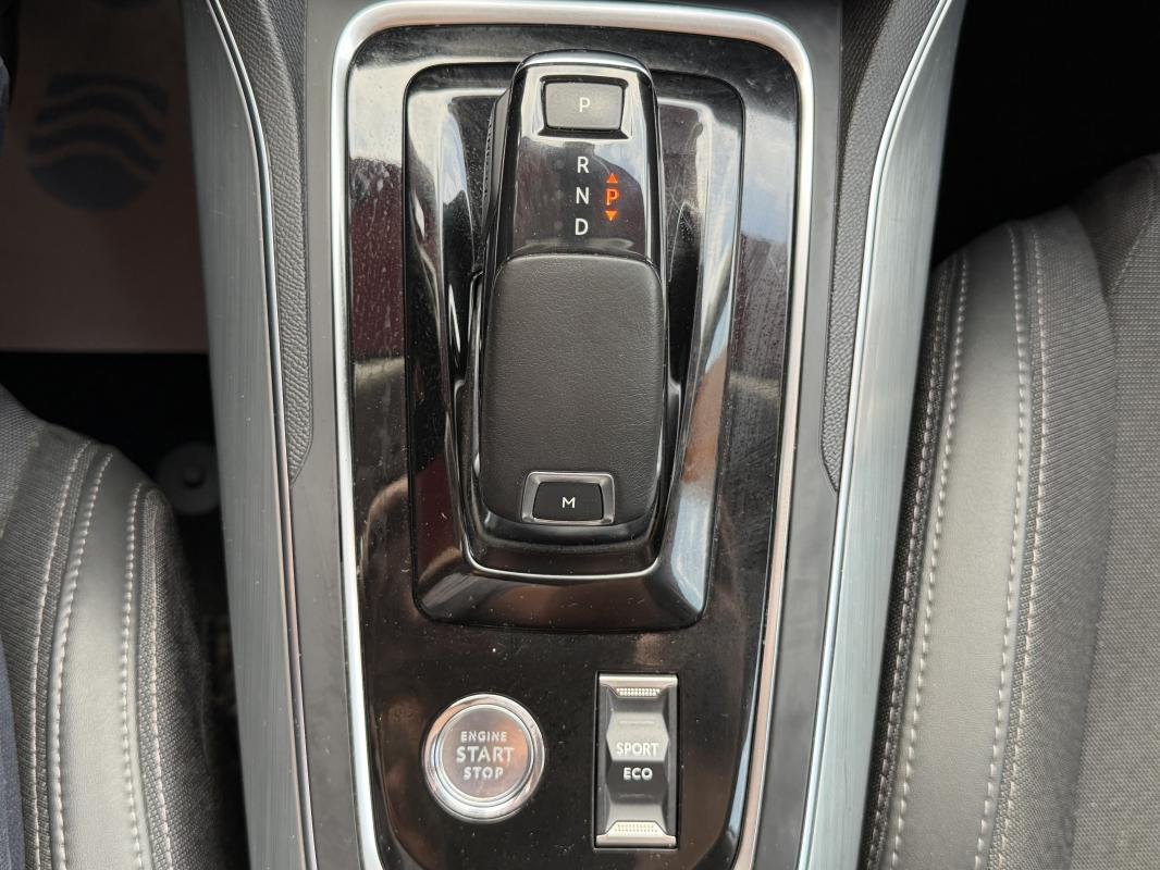 Peugeot 308 - Photo 24