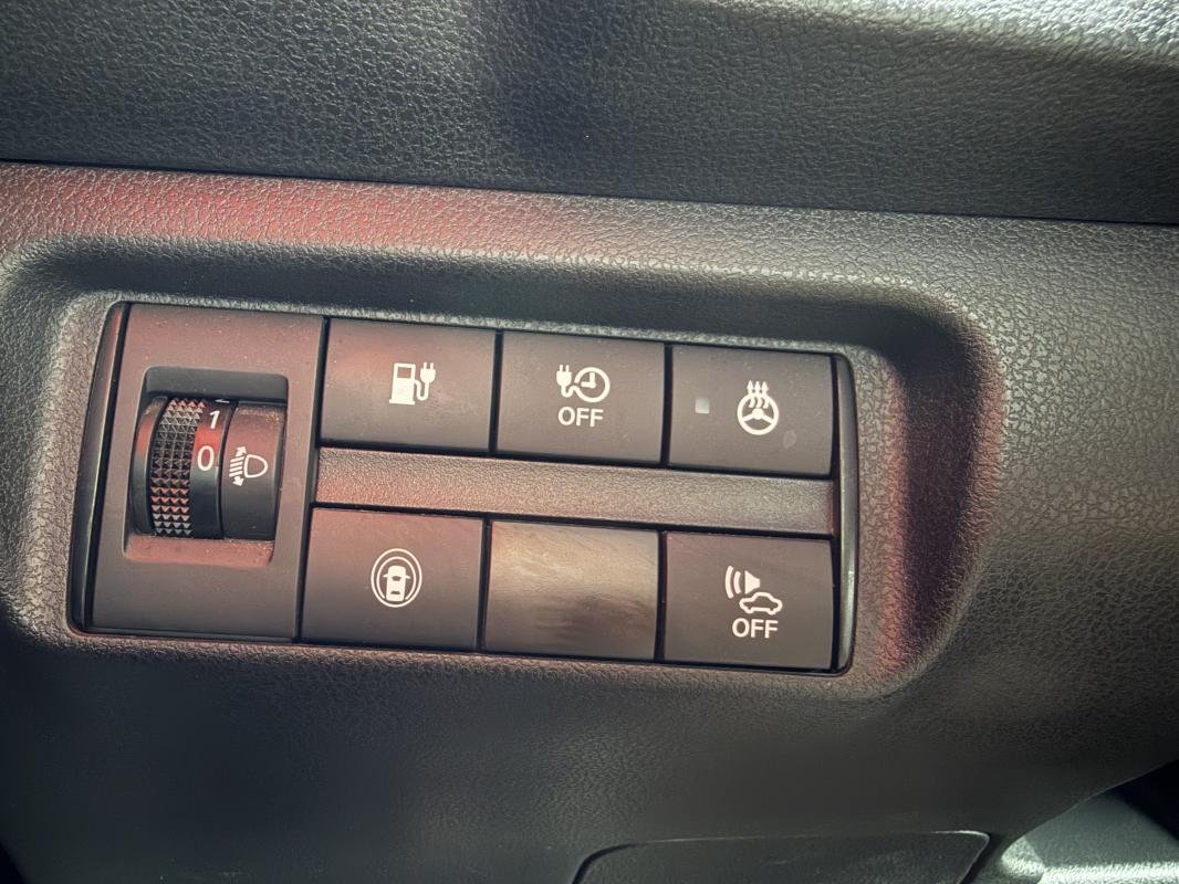 Nissan Leaf - Photo 25