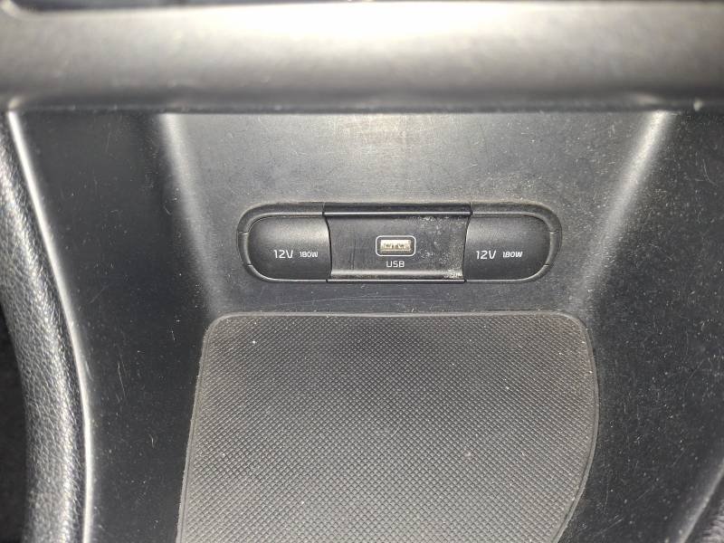 Kia Sportage - Photo 30