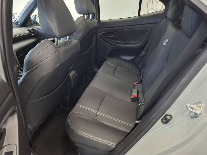 Toyota Yaris - Photo 11