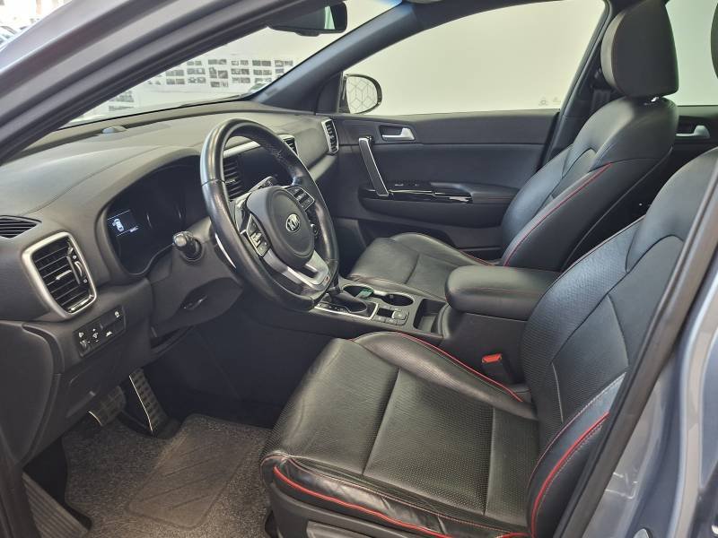Kia Sportage - Photo 10