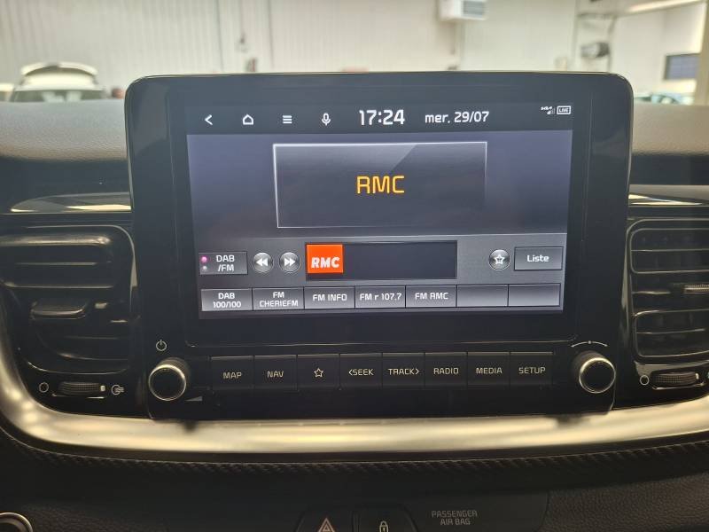 Kia Stonic - Photo 25