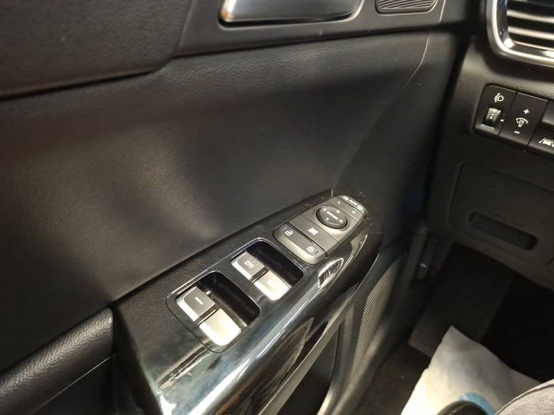 Kia Sportage - Photo 25