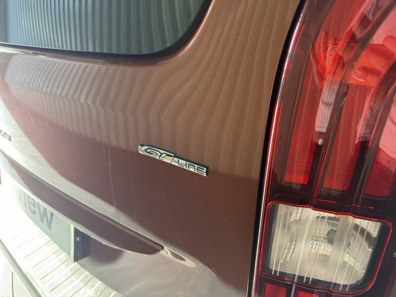 Peugeot Rifter - Photo 28