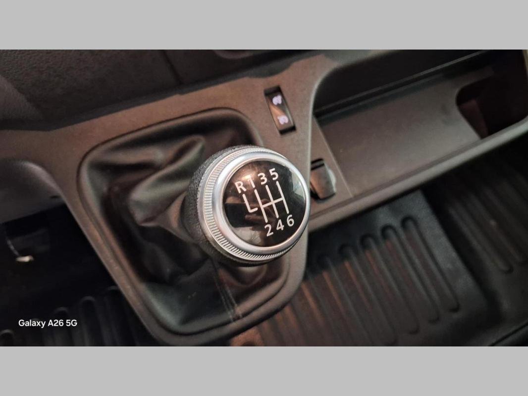Renault Master - Photo 12