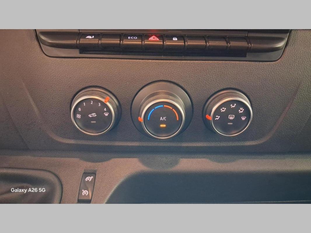 Renault Master - Photo 10