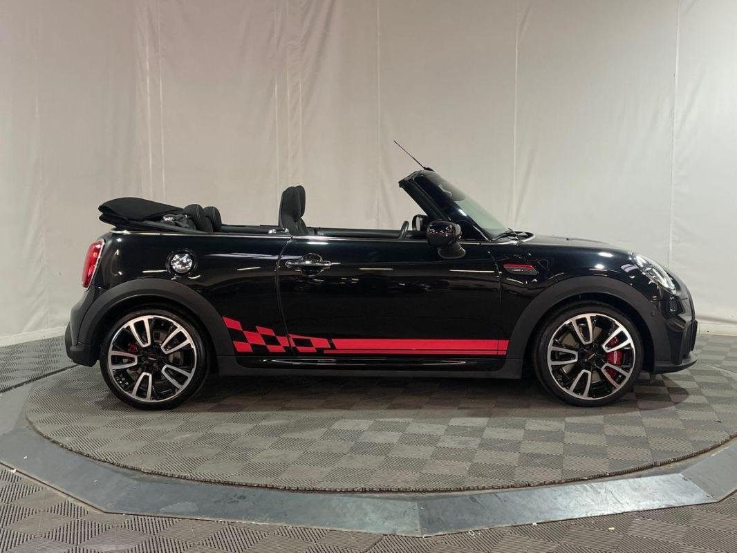 Mini Cabrio - Photo 33