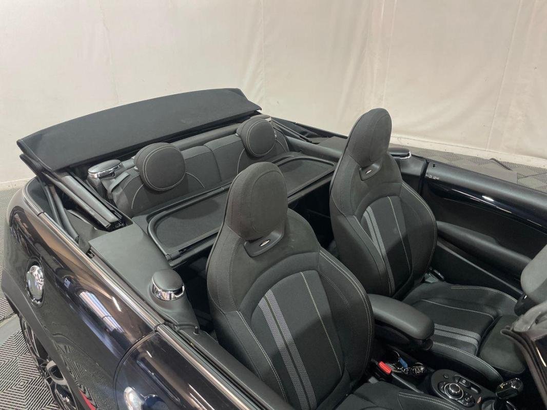 Mini Cabrio - Photo 34