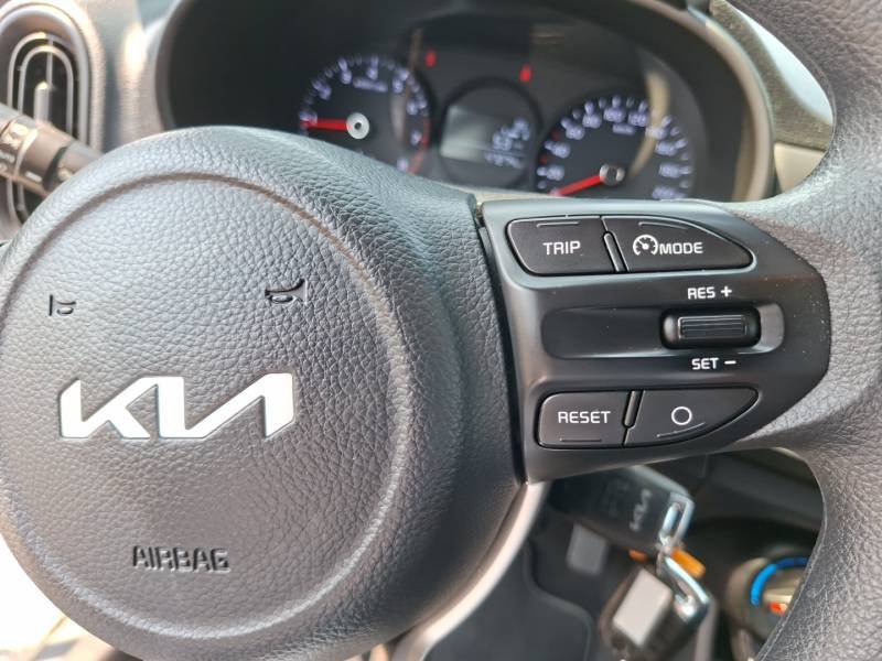 Kia Picanto - Photo 18