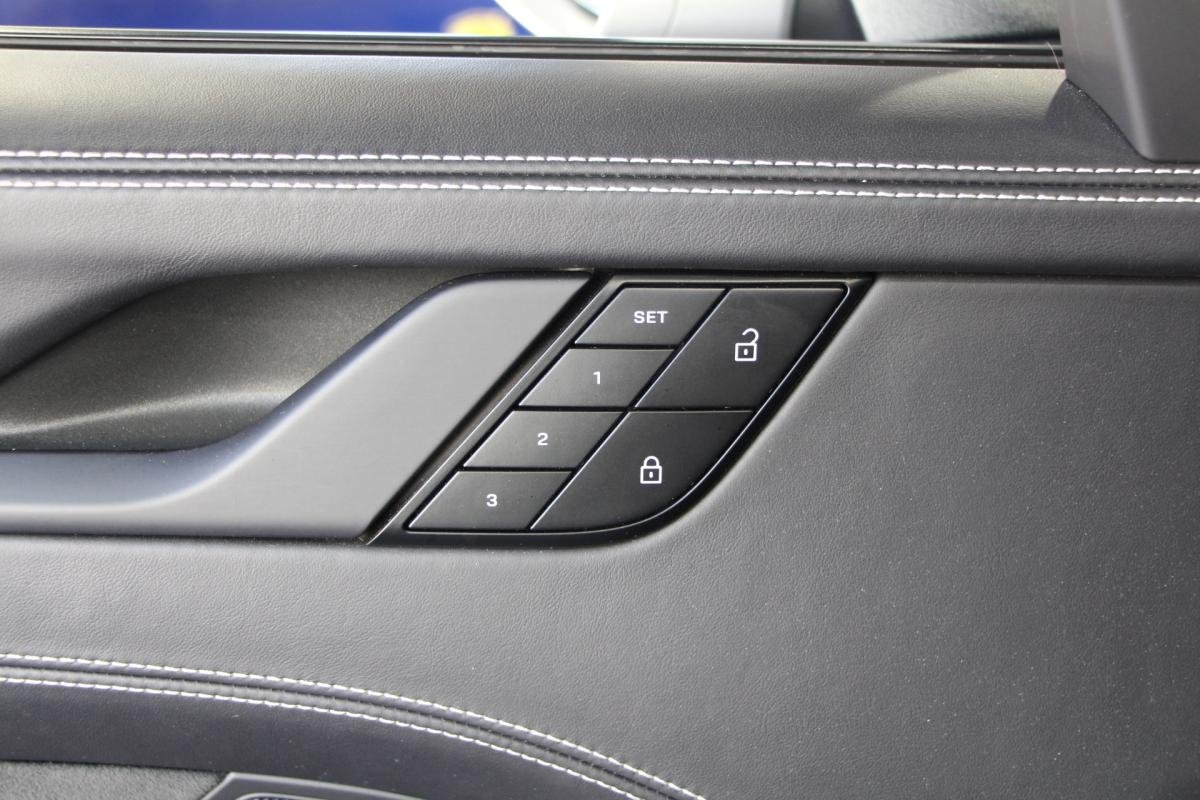 Porsche 911 - Photo 17