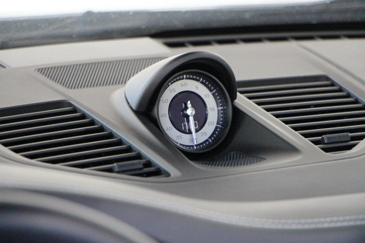 Porsche 911 - Photo 20