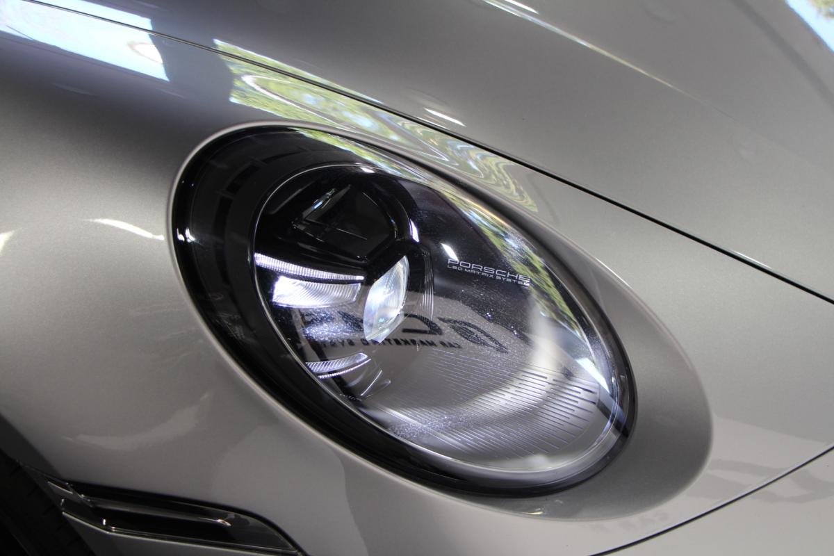Porsche 911 - Photo 26
