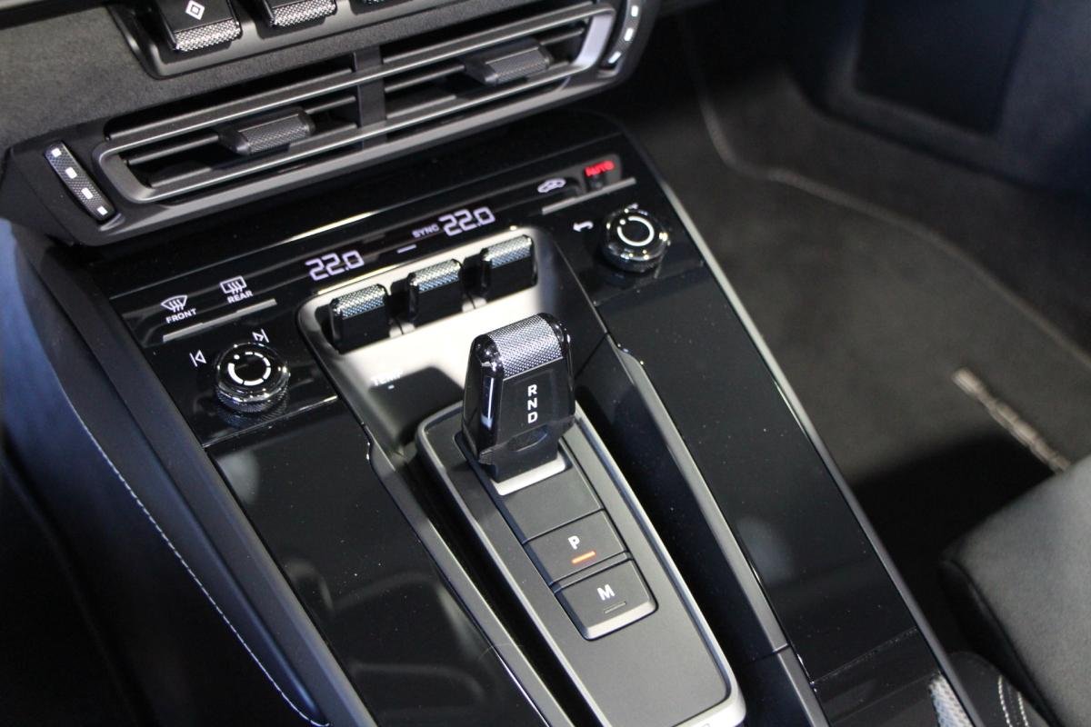 Porsche 911 - Photo 28