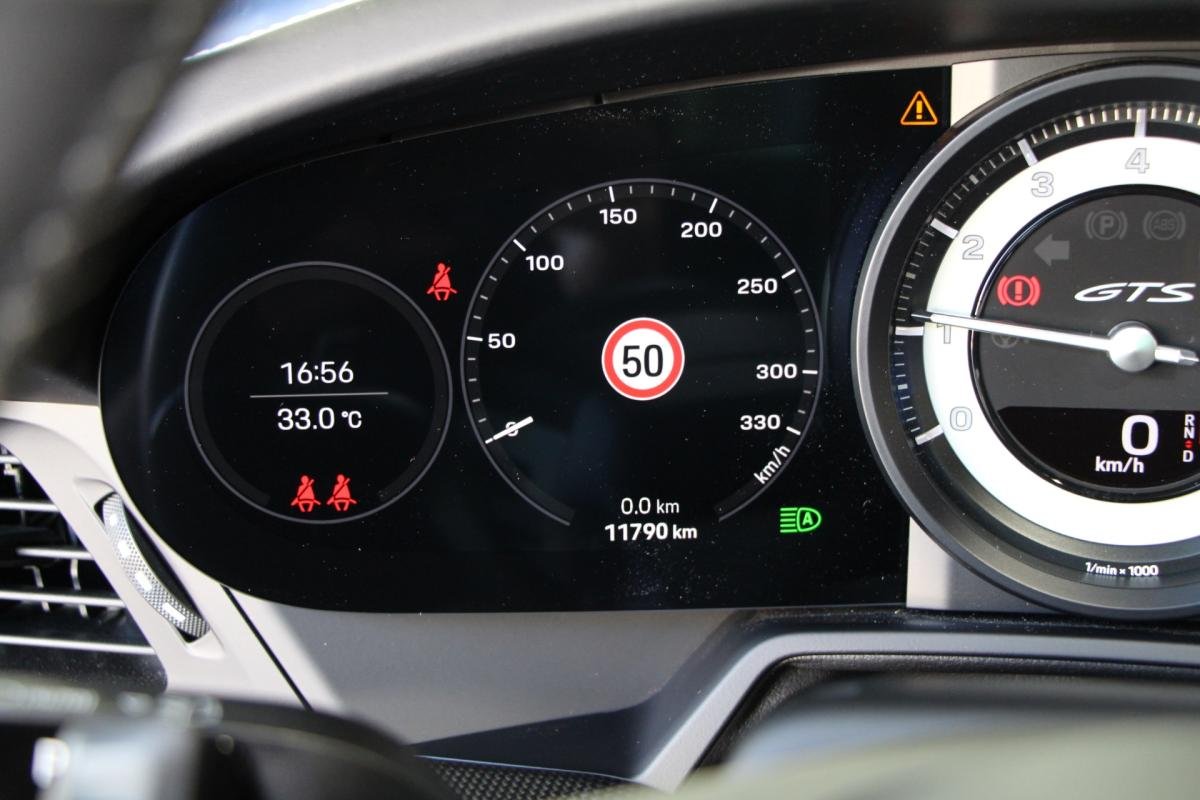 Porsche 911 - Photo 30