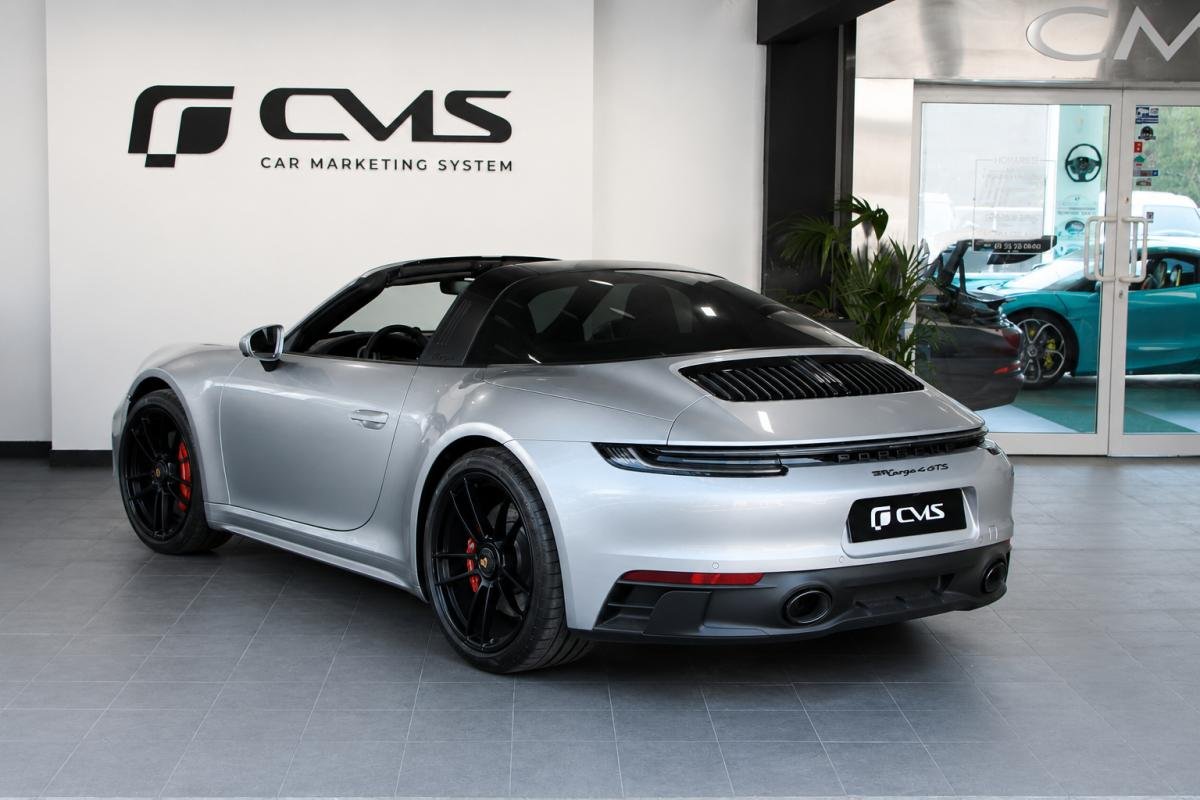 Porsche 911 - Photo 3