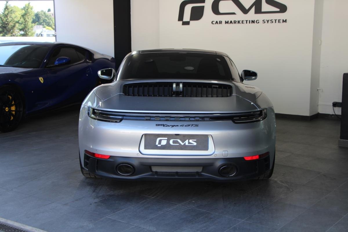Porsche 911 - Photo 4
