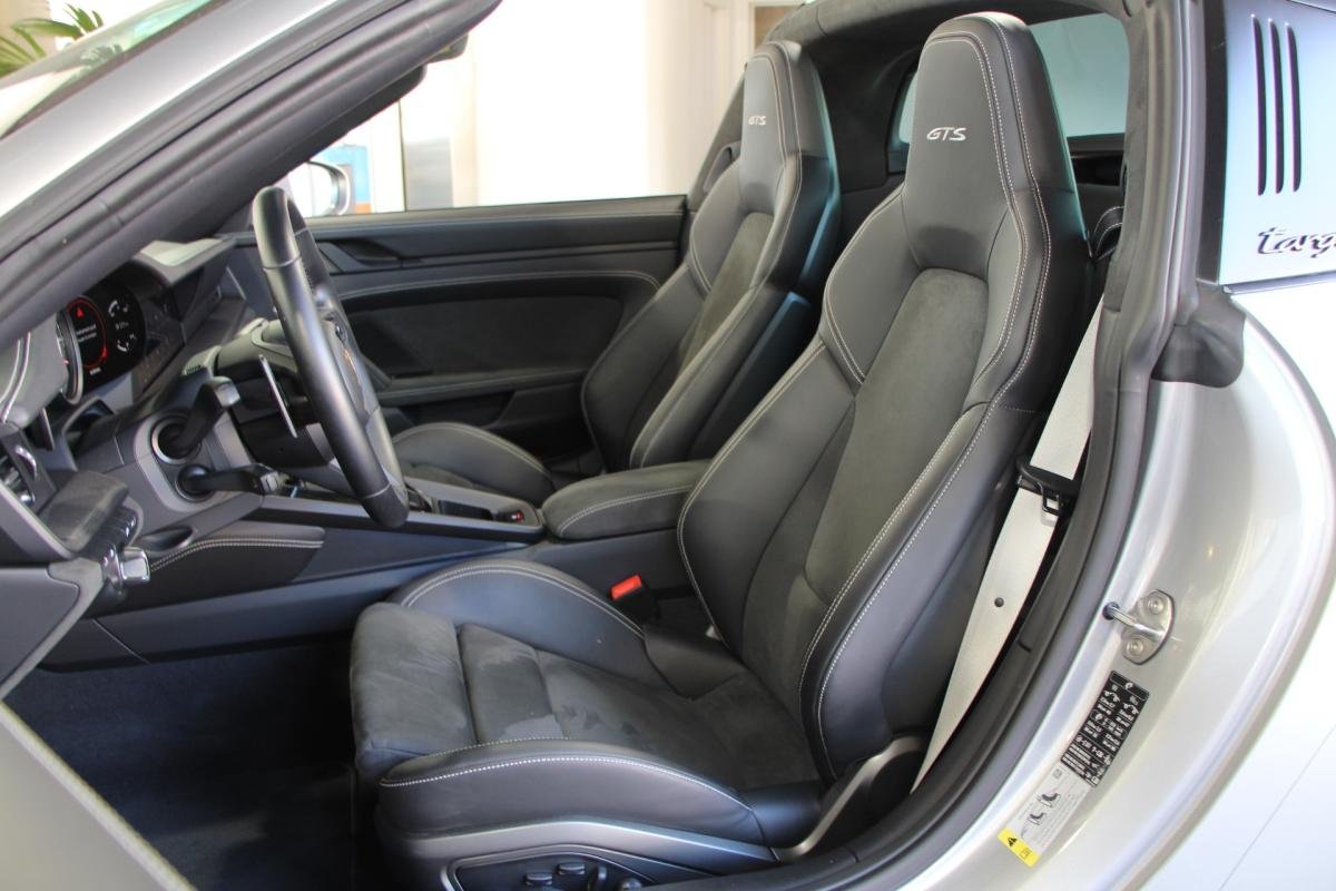 Porsche 911 - Photo 9