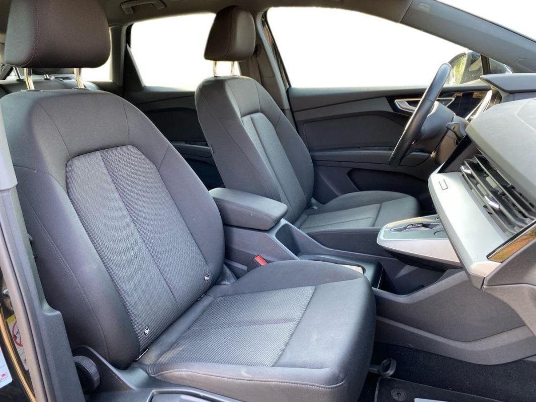 Audi Q4 e-tron - Photo 13