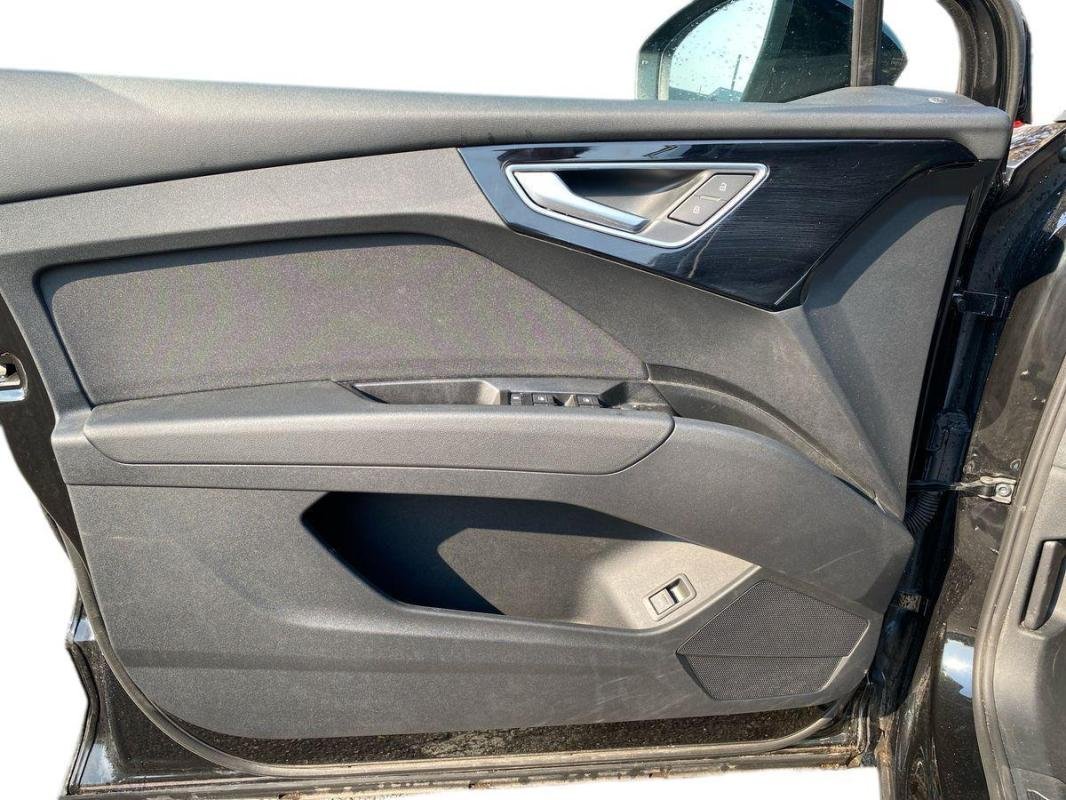 Audi Q4 e-tron - Photo 15