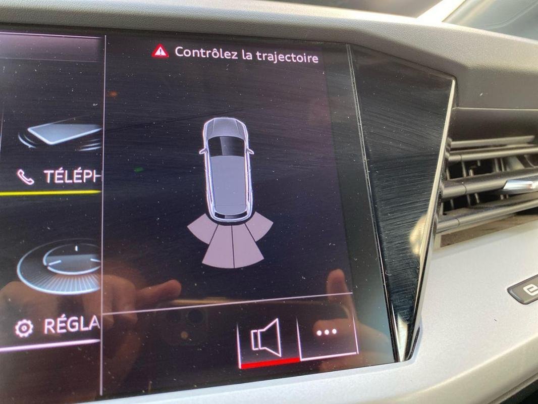 Audi Q4 e-tron - Photo 18