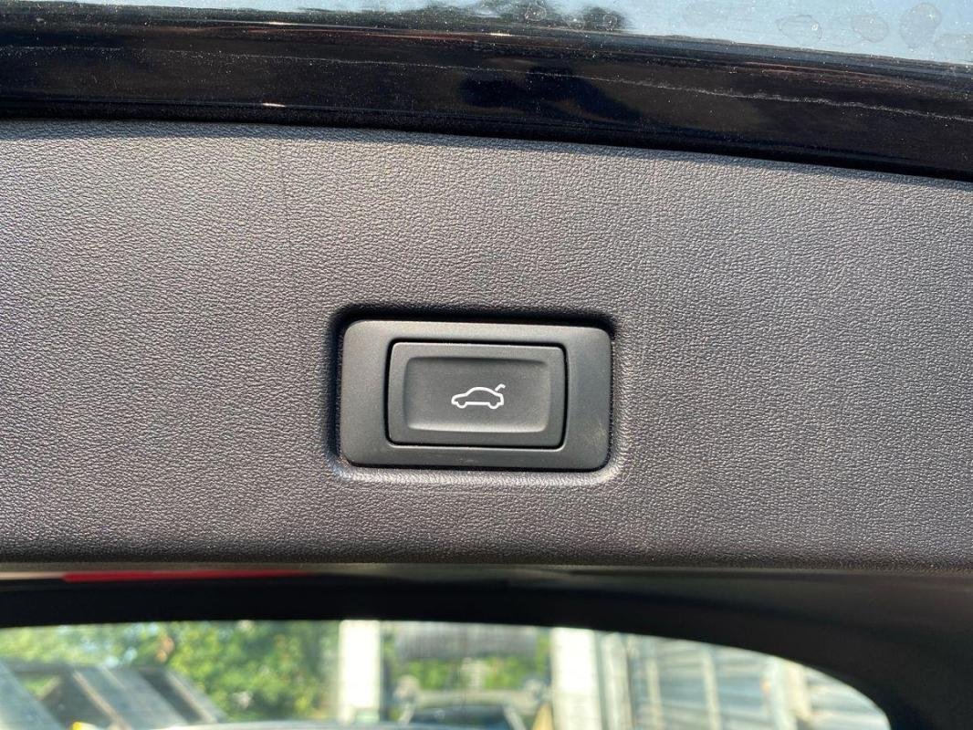 Audi Q4 e-tron - Photo 32