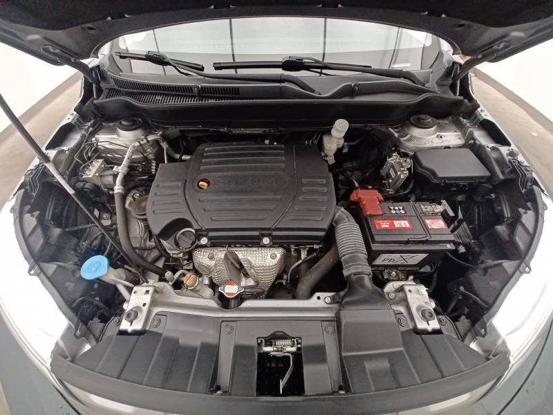 Suzuki Vitara - Photo 11