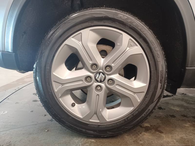 Suzuki Vitara - Photo 9