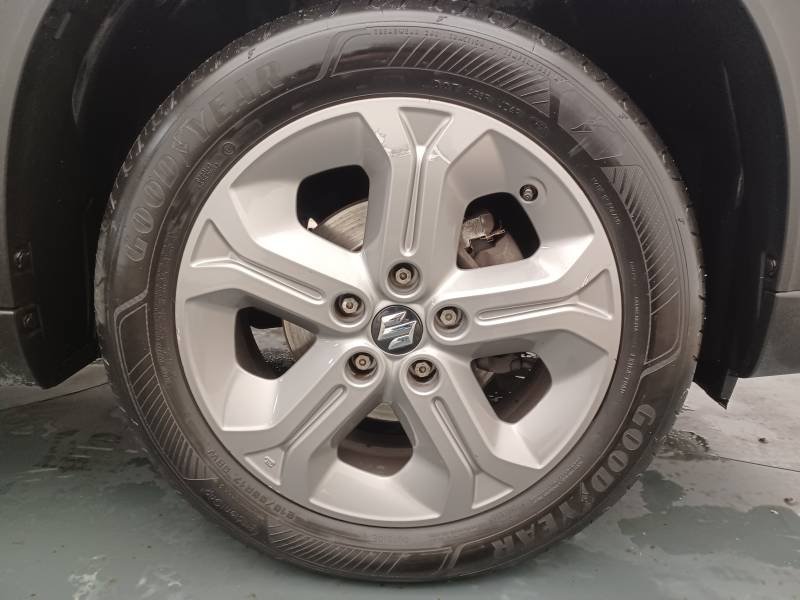 Suzuki Vitara - Photo 10