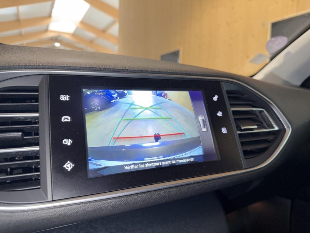 Peugeot 308 SW - Photo 13
