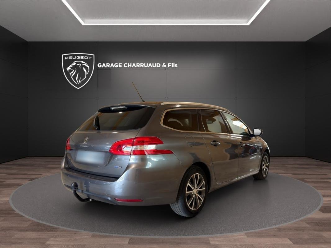 Peugeot 308 SW - Photo 3