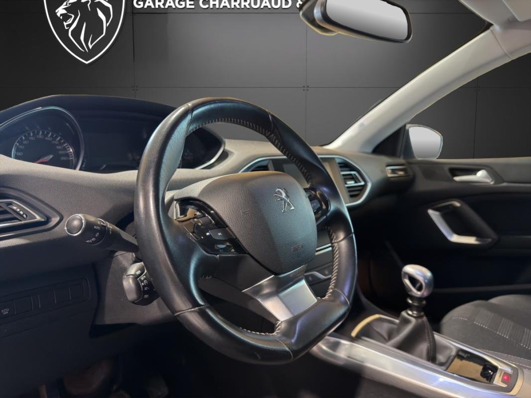 Peugeot 308 SW - Photo 10