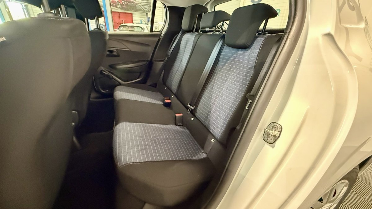 Peugeot 208 - Photo 18
