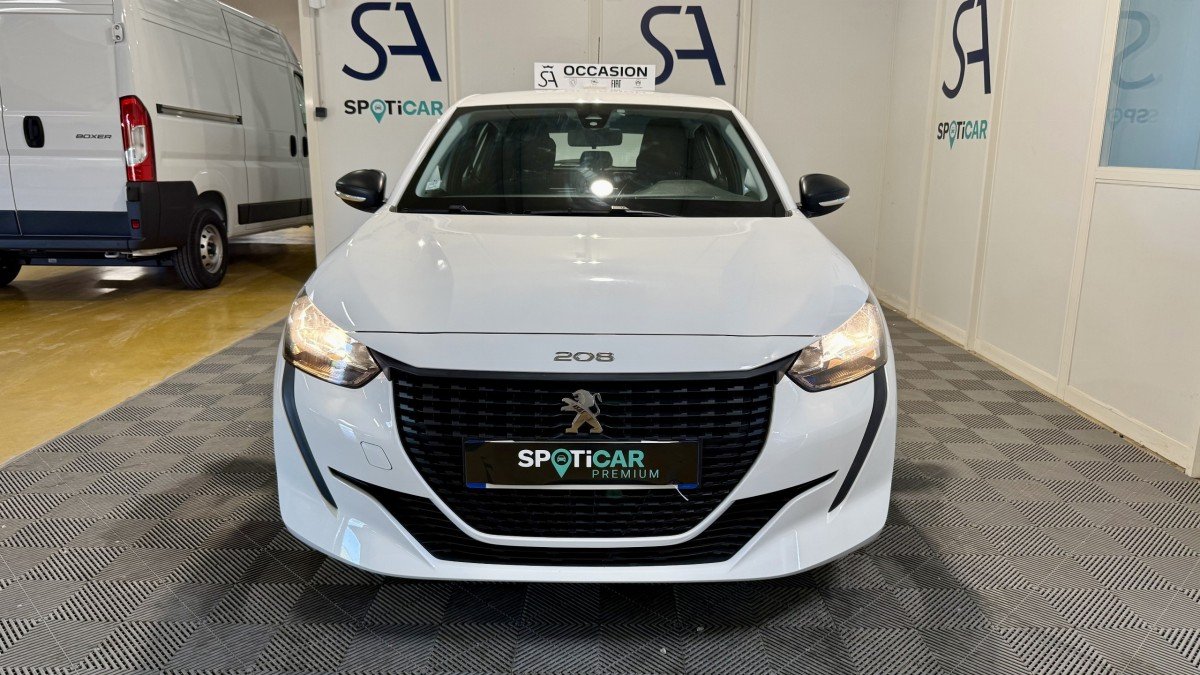 Peugeot 208 - Photo 2
