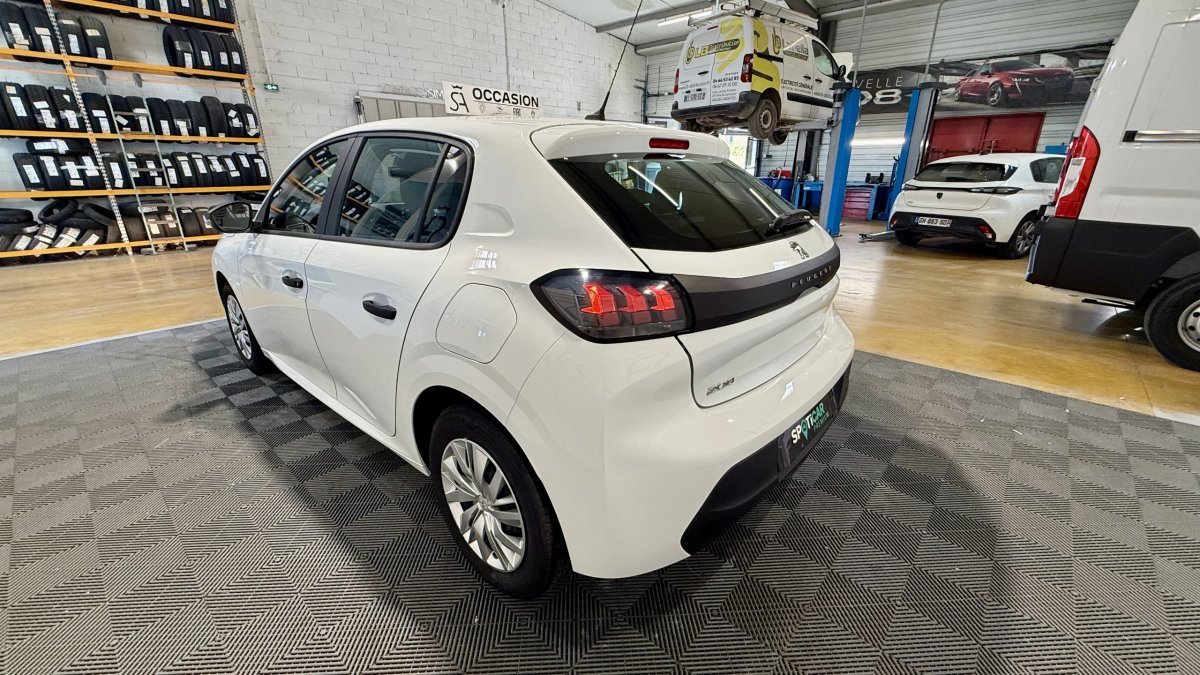 Peugeot 208 - Photo 4