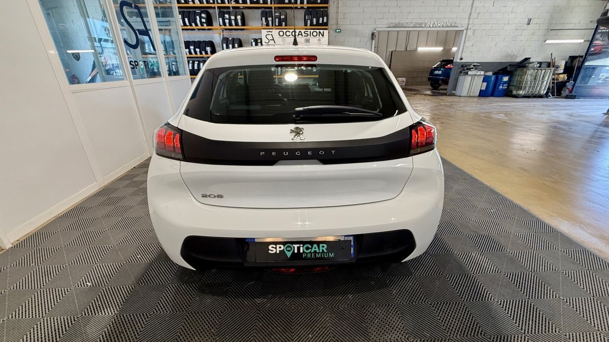 Peugeot 208 - Photo 6