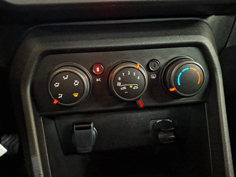 Dacia Sandero - Photo 22