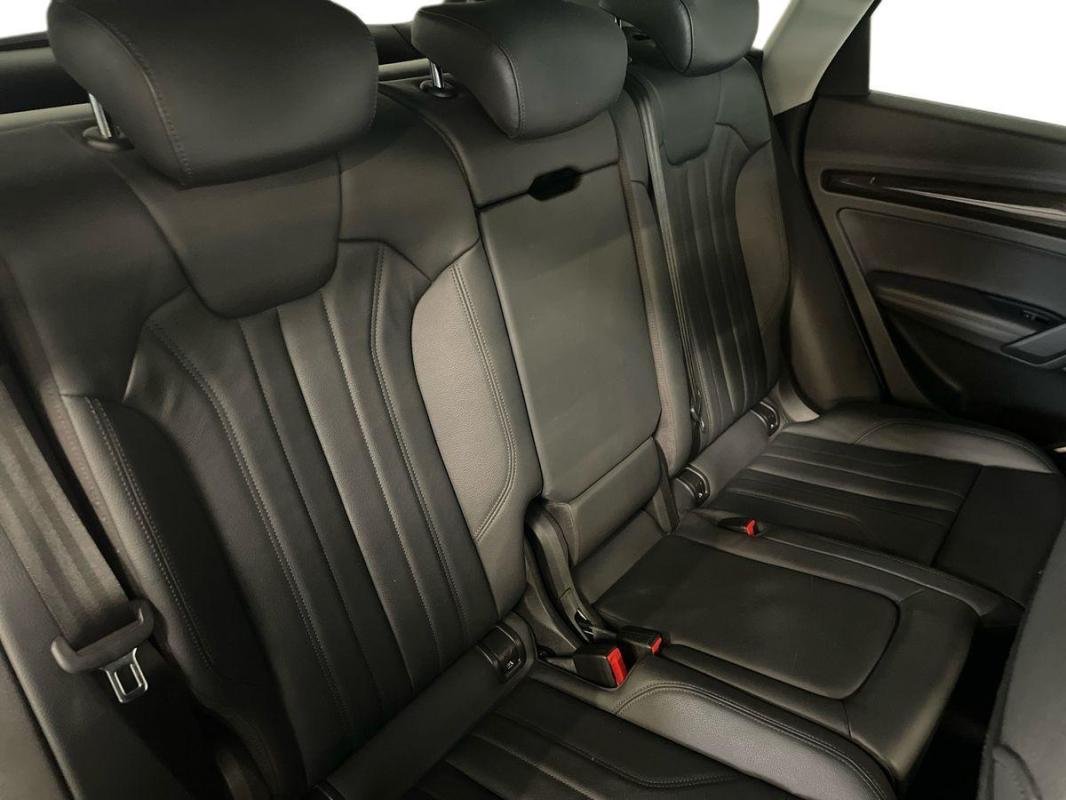 Audi Q5 - Photo 23