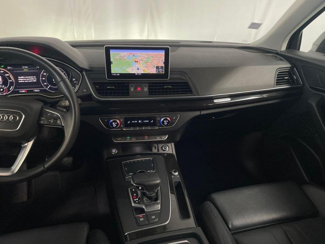 Audi Q5 - Photo 10