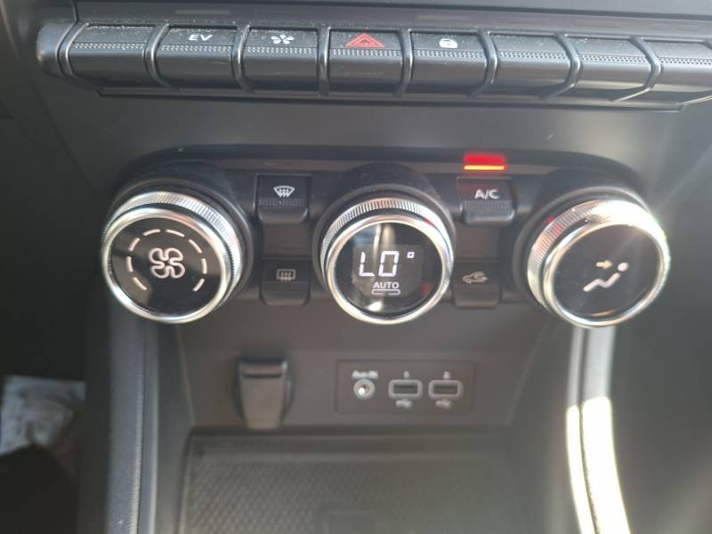 Renault Captur - Photo 17
