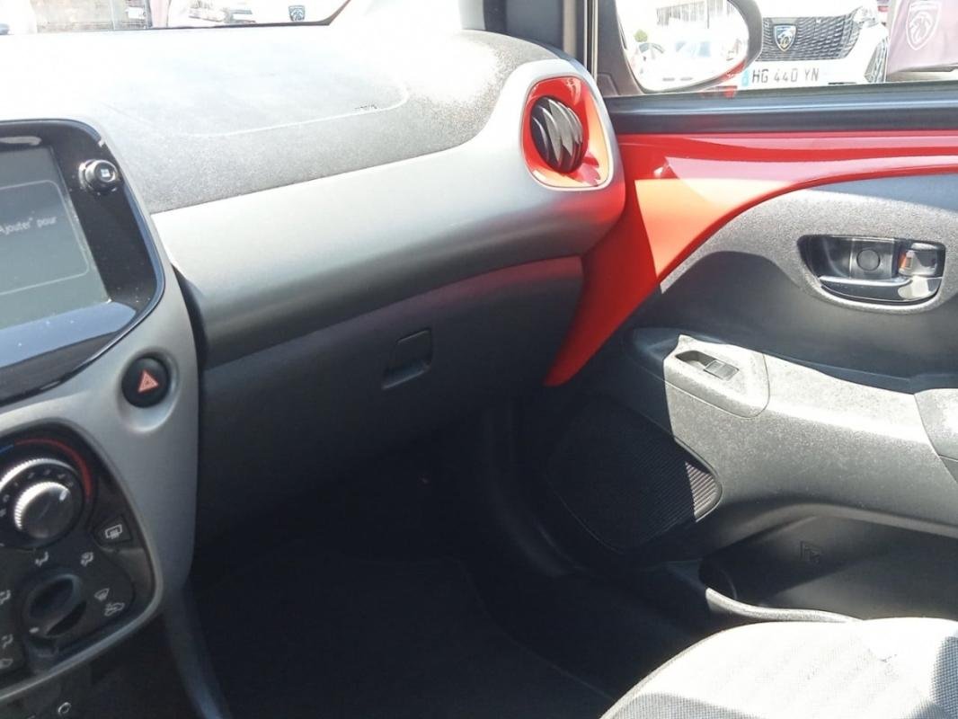 Toyota Aygo - Photo 28
