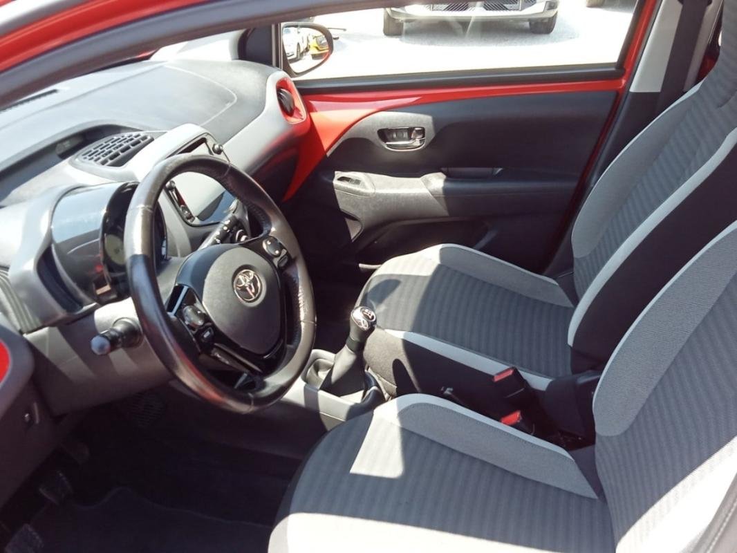 Toyota Aygo - Photo 9