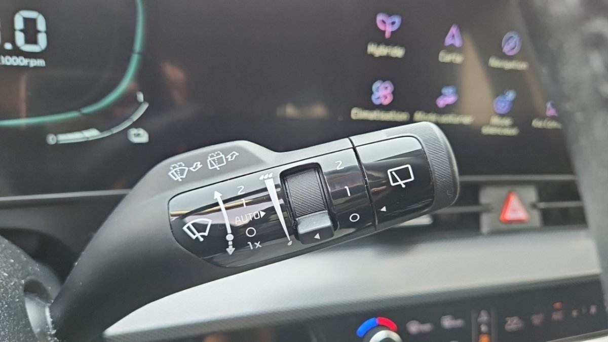 Kia Sportage - Photo 23
