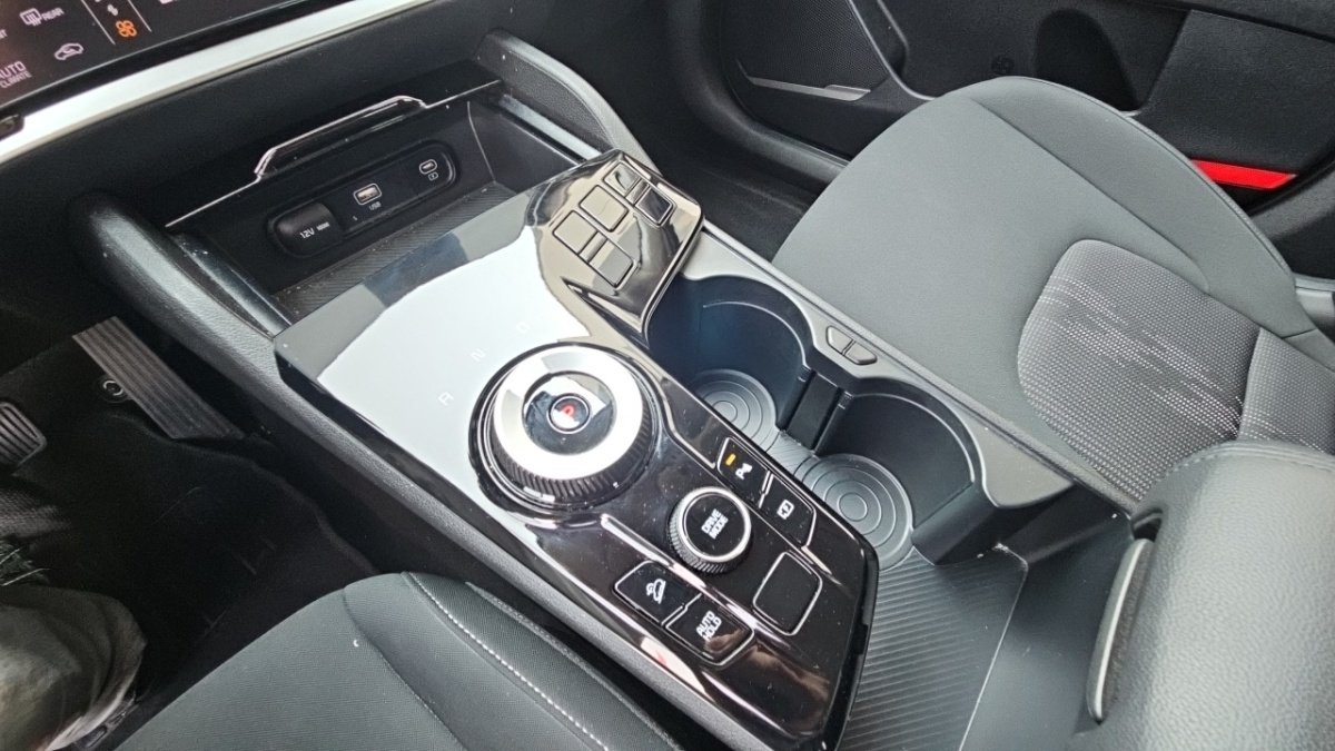 Kia Sportage - Photo 27