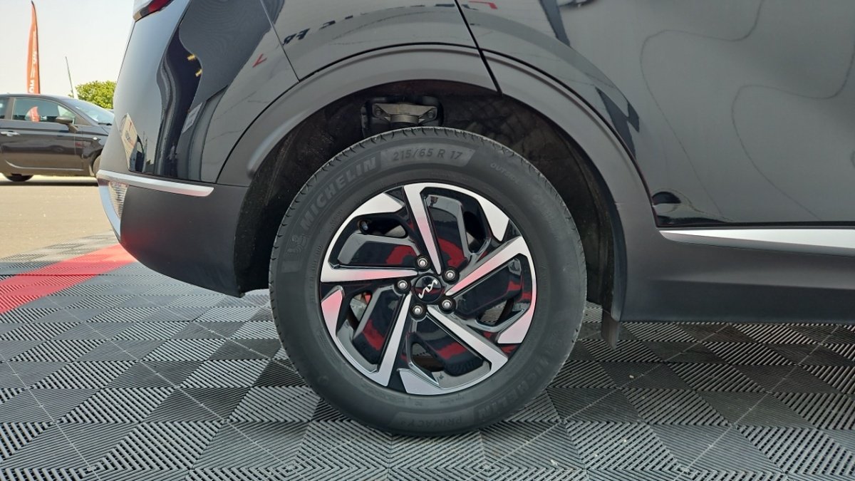 Kia Sportage - Photo 8