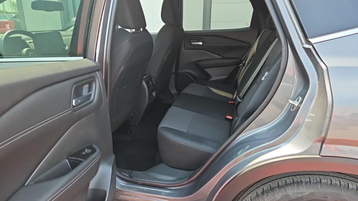 Nissan Qashqai - Photo 11